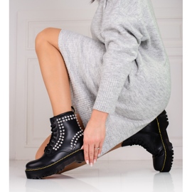 Mustat naisten saappaat Shelovet-alustalla 1