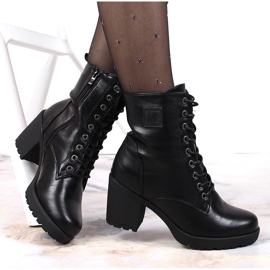 T.Sokolski Saappaat nauhoitettu pylväs ja vetoketju, eristetty Jezzi musta 1