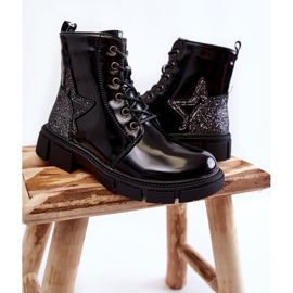 PE1 Lasten lakatut saapikkaat vetoketjulla Musta Yukko 2