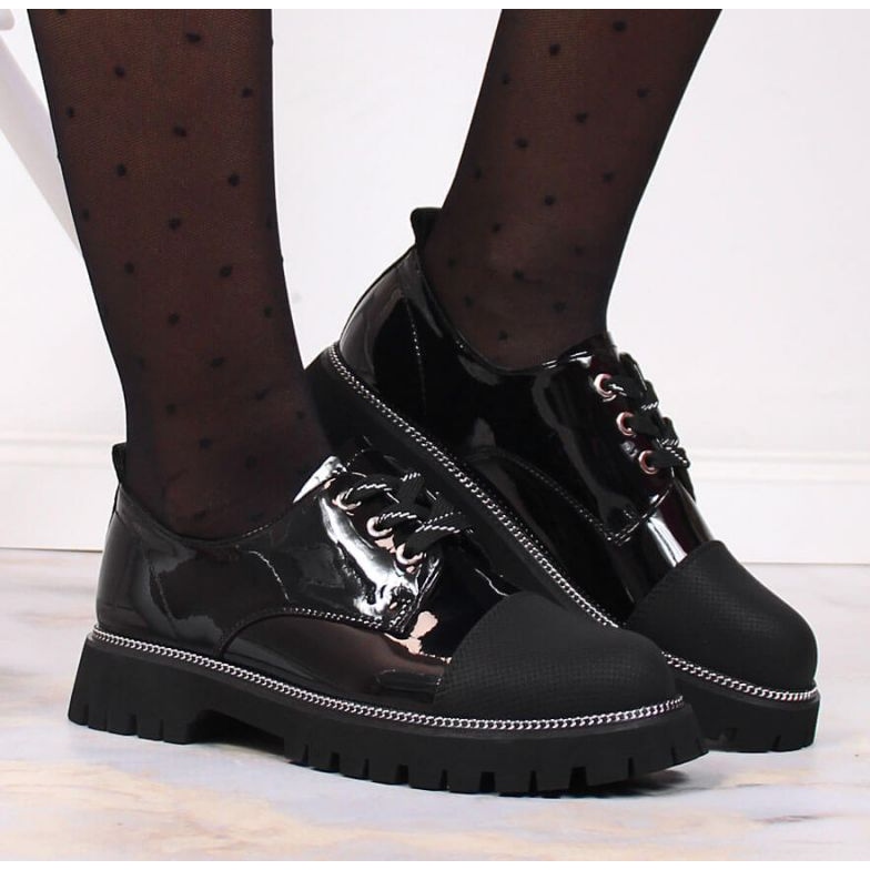 Nahkalakatut kengät Artiker W HBH37 musta 2