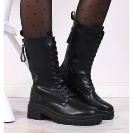 Nahkaeristetyt saappaat Artiker W HBH38A musta 2