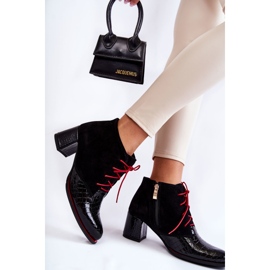 PA2 Naisten matalakorkoiset saappaat musta Ebba 2