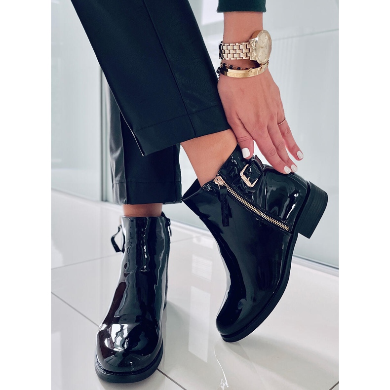 PA1 Lakatut saappaat Frankie Black musta 2