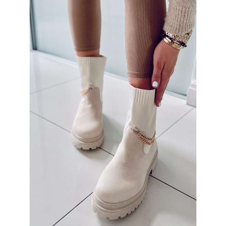 PA1 Saappaat, joissa joustava Jesse Beige -päällinen 1