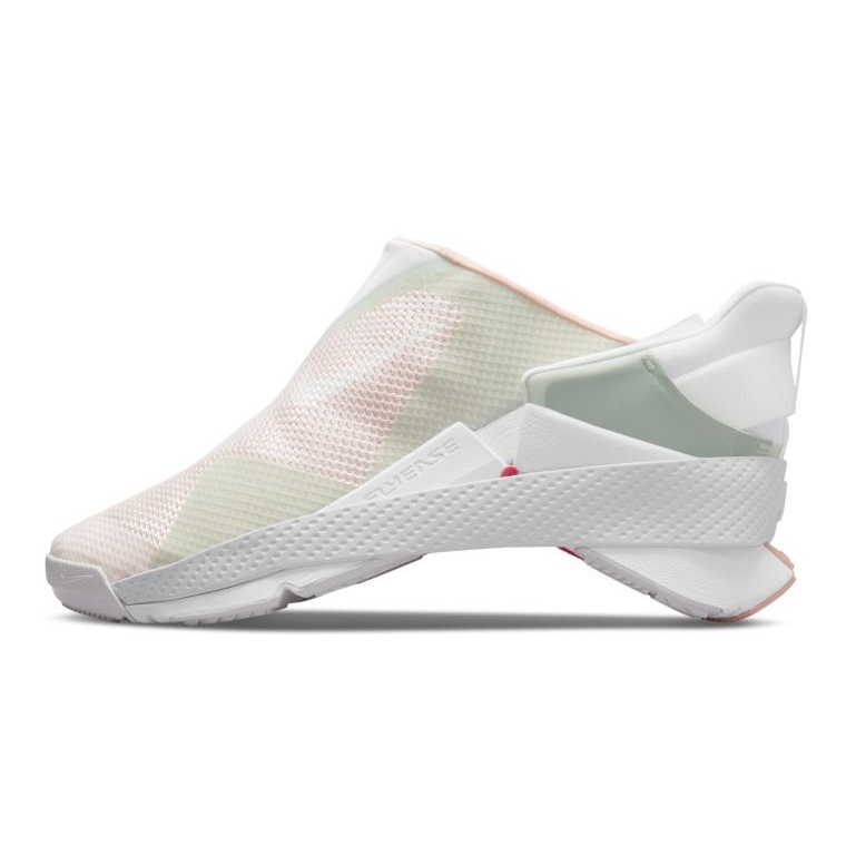 Nike Go FlyEase CW5883-102 urheilukengät valkoinen 4