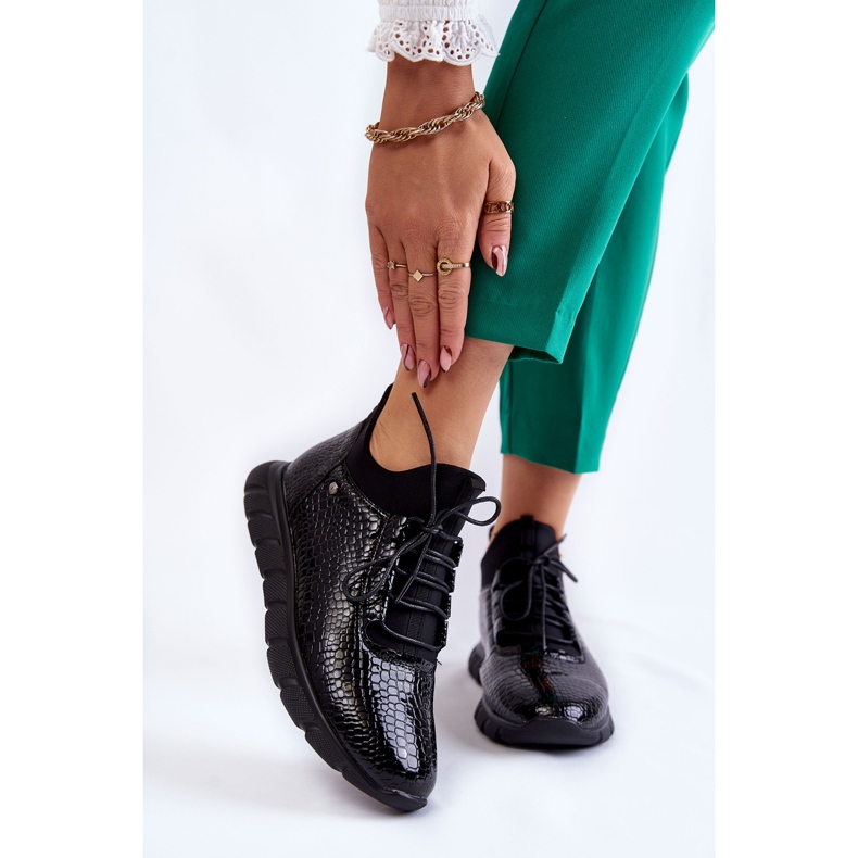 Vinceza Naisten kevyet lenkkarit, mustat Soroco 1