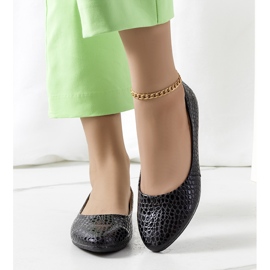 Inna Akvaarinen mustat ballerinat 1