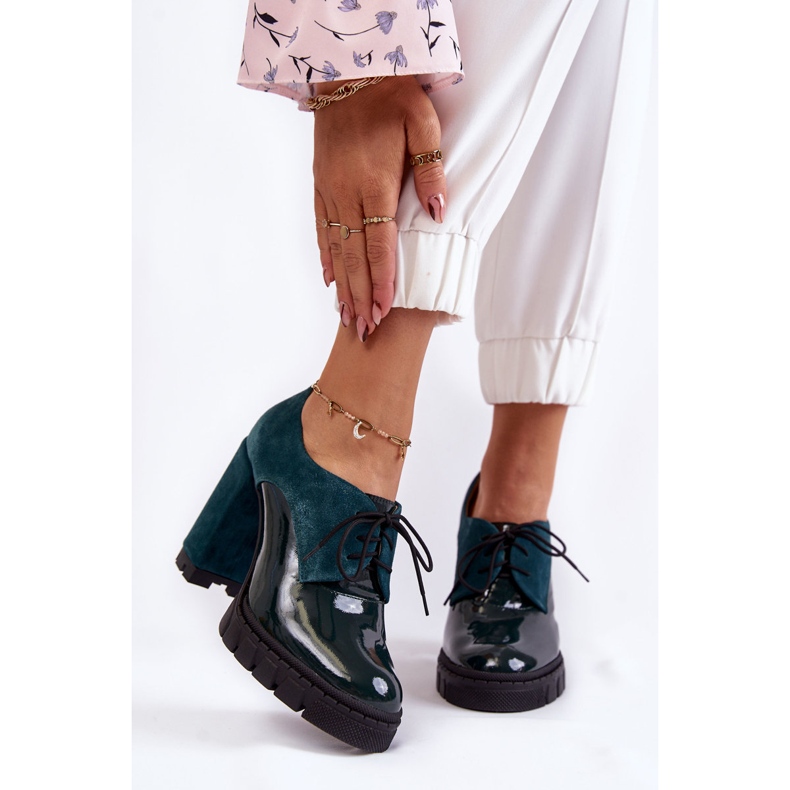 PA2 Muodikkaat mokkanahalla lakatut saappaat Green Carisa alustalla vihreä 1