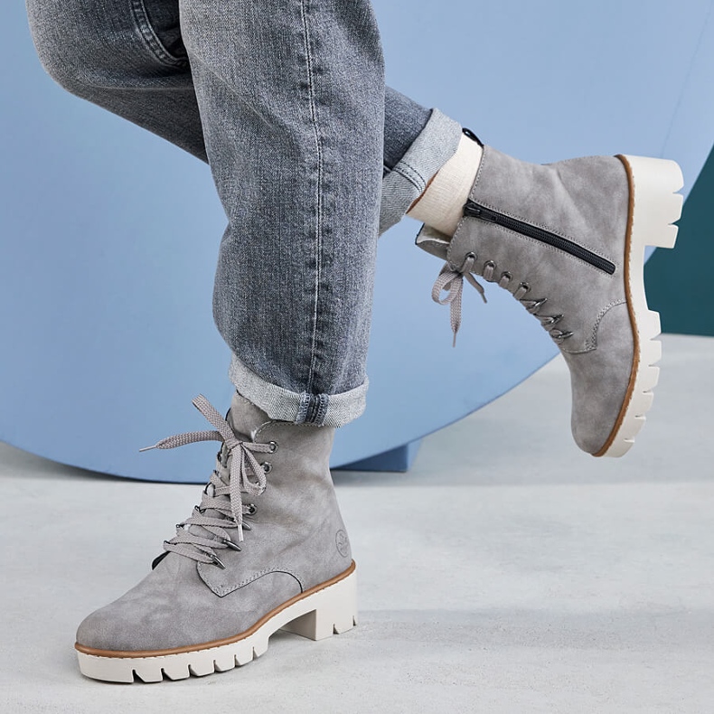 Mukavat harmaat Rieker X5701-40 naisten lämpimänharmaat alustasaappaat 2