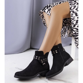 PA1 Mustat eristetyt Meldertin saappaat 1