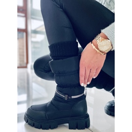 BM Naisten Lyte Black lumisaappaat musta 1