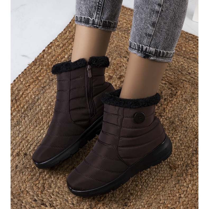 BM Reign-ruskeat tikatut saappaat 1