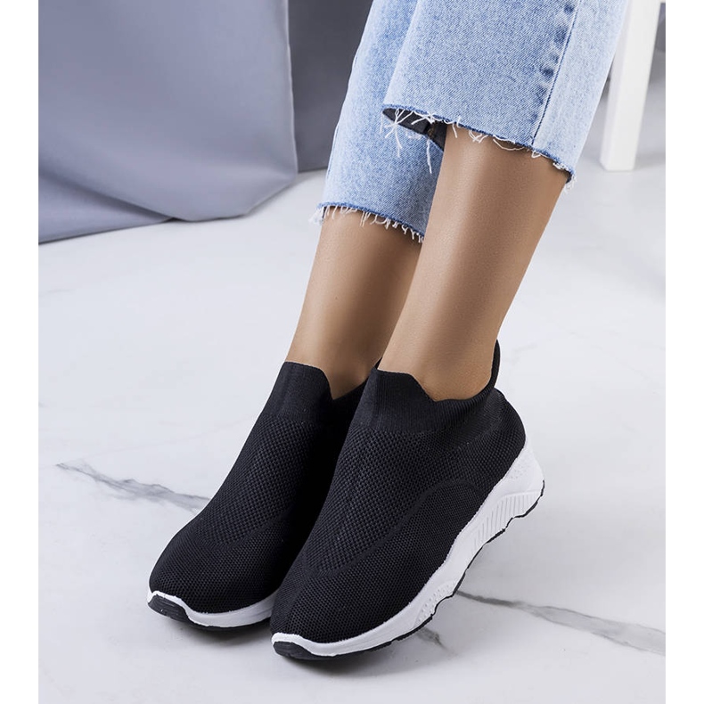 BM Black Roes -nilkkalenkkarit musta 1