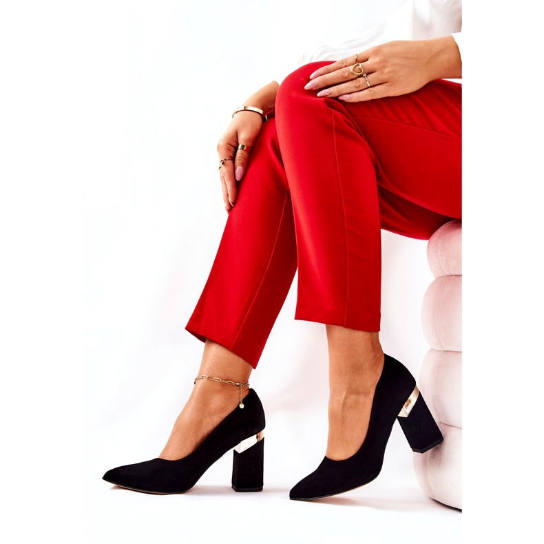 Naisten mokkanahka Lewski pumput 3117 musta 2