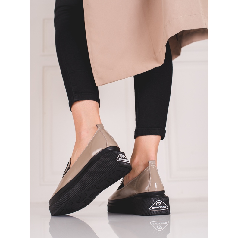 Naisten nahkaiset Shelovet-kengät beige 2