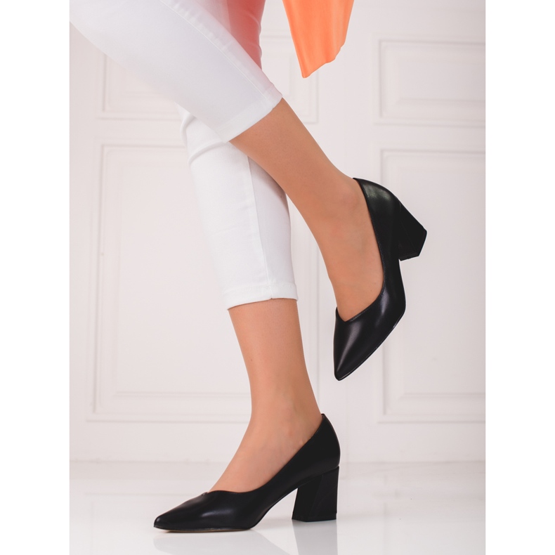 Naisten mustat pumput Shelovet-postissa 1