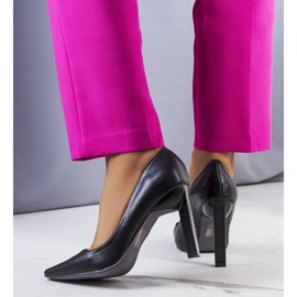 PA1 Mustat Kilda-korkokengät 1