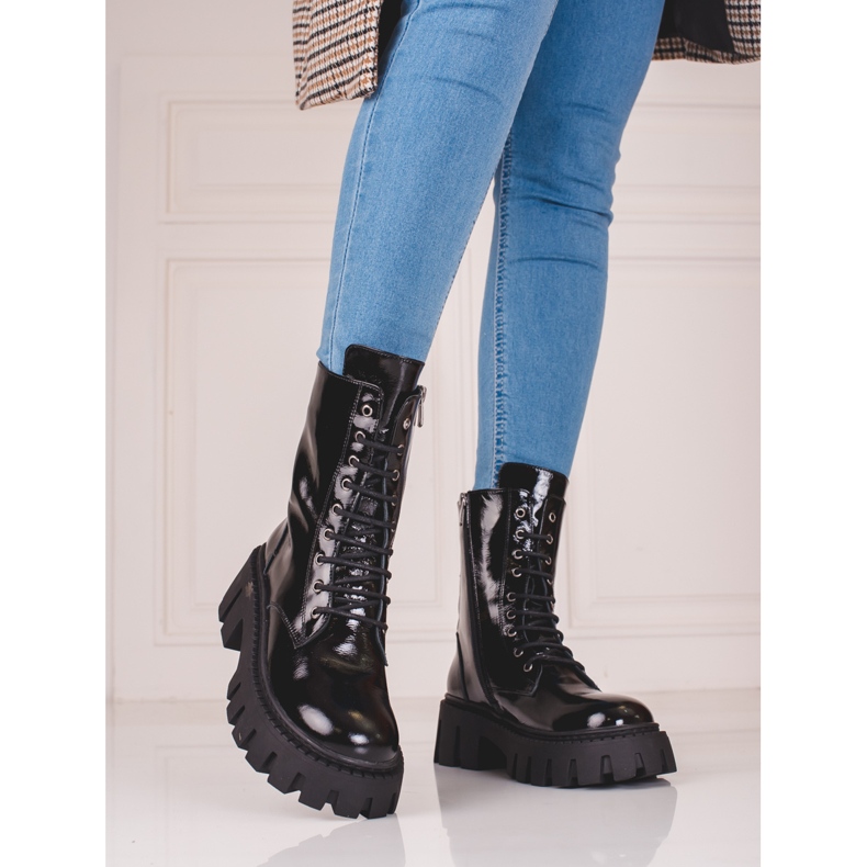 Mustat naisten Shelovet-nahkalaukut 1