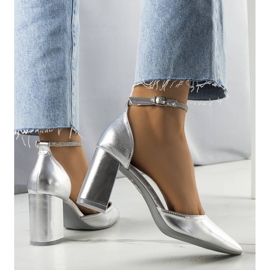 BM Hopeanväriset pumput Leighton kuutiozirkonialla 1