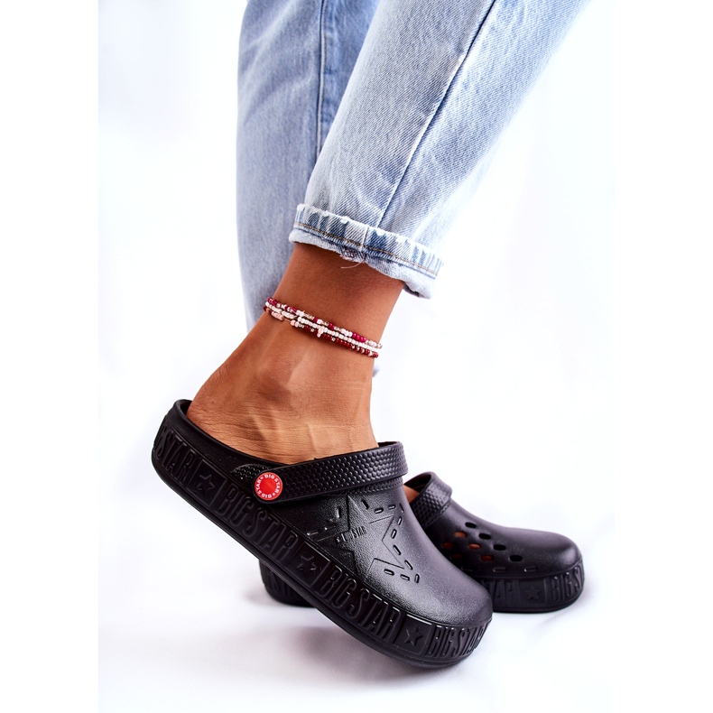 Naisten kevyet tossut Kroks Big Star II275001 musta 1