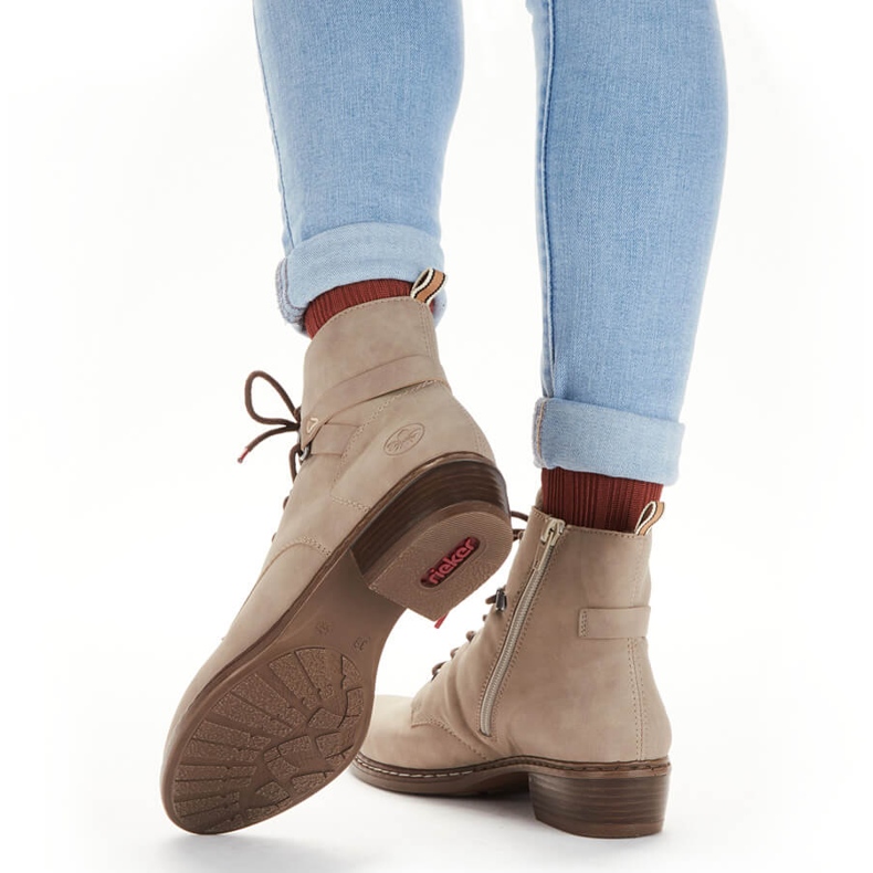 Mukavat naisten eristetty beige-saappaat Rieker Y0820-64 2