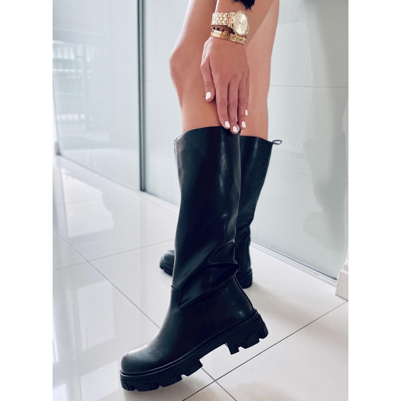 BM Powell Black naisten ratsastussaappaat musta 1