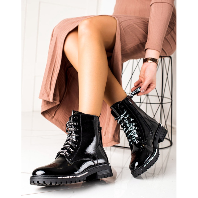 Goodin Muodikkaat työntekijät lämmityksellä musta 1