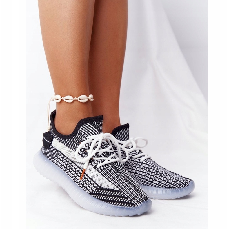 PA1 Urheilujalkineet Geelipohjassa Musta Freestyler valkoinen 2