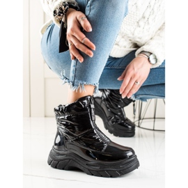 Lumisaappaat VINCEZA -alustalla musta 2