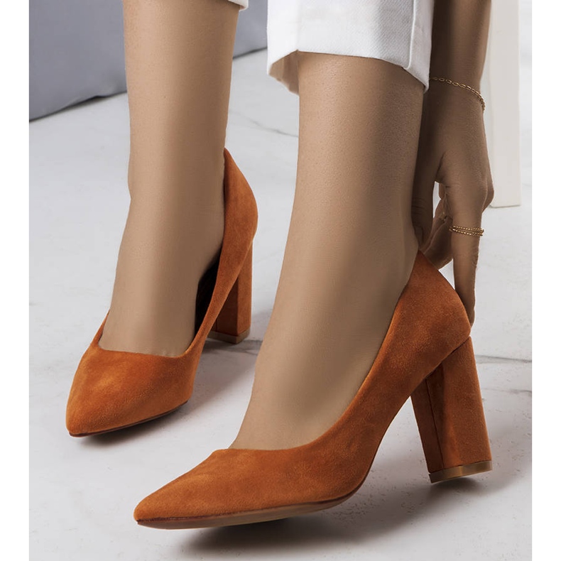 PA1 Achelan ruskeat korkokengät 1