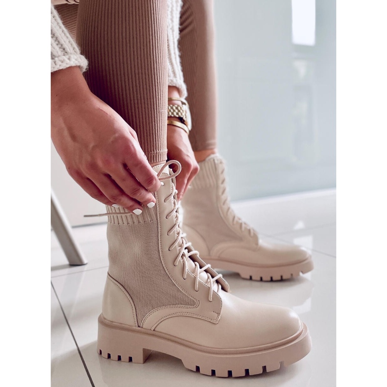 BM Saappaat joustavalla Cass Beige -päällisellä 1