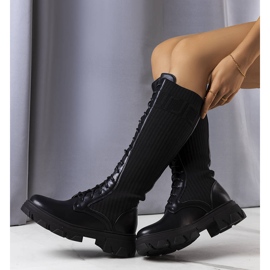 BM Mustat nauhasaappaat Montisilta 1