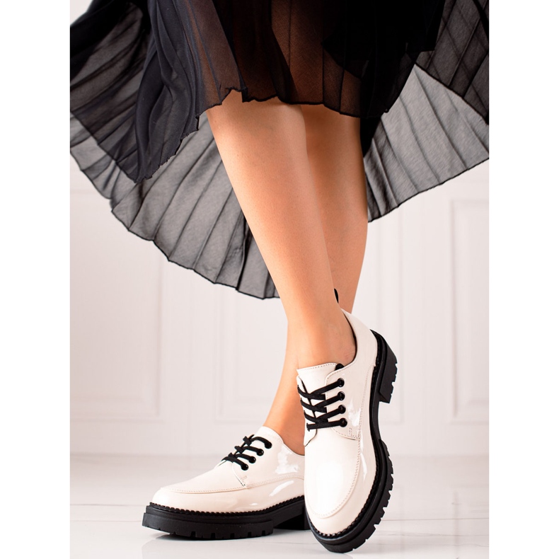 La.Fi Tyylikkäät nauhakengät valkoinen musta 2