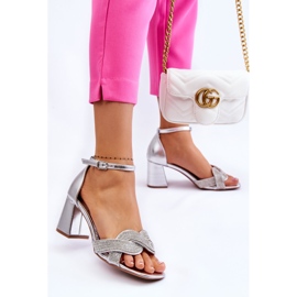 PA1 Sandaalit matalalla kantapäällä strassilla Hopea Monra 2