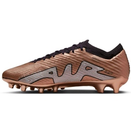 Nike Zoom Mercurial Vapor 15 Elite Qatar AG-Pro M DR5935 810 jalkapallokengät kultainen kultainen 1