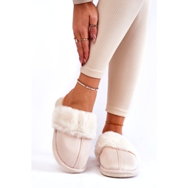 Naisten sileät tossut, joilla on kirkas beige -turkki 1