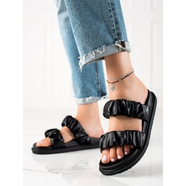 J. Star Mustat raidalliset tossut 2