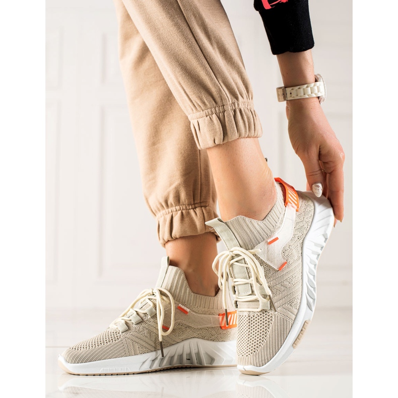 Weide Muodikkaat tekstiililenkkarit beige 1