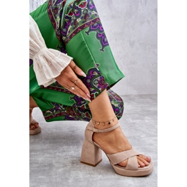 Lewski Shoes Naisten mokkanahkaiset sandaalit ja korkokengät Vasemmat kengät 3221 beige ruskea 2