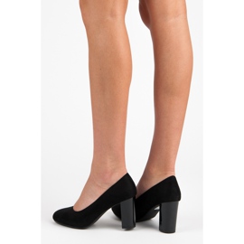 Seastar Pumput lakatulla napalla musta 2