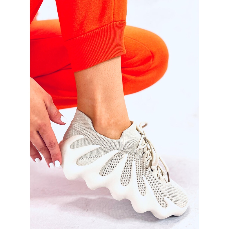 BM Eaton Beige -lenkkarit 2