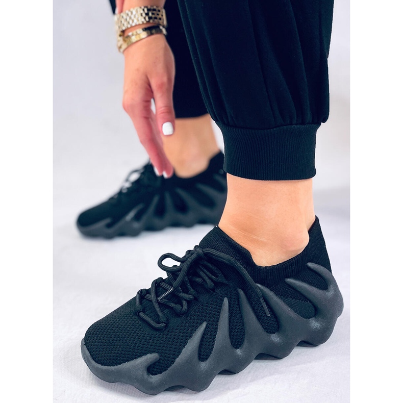 BM Eaton Black -lenkkarit musta 2