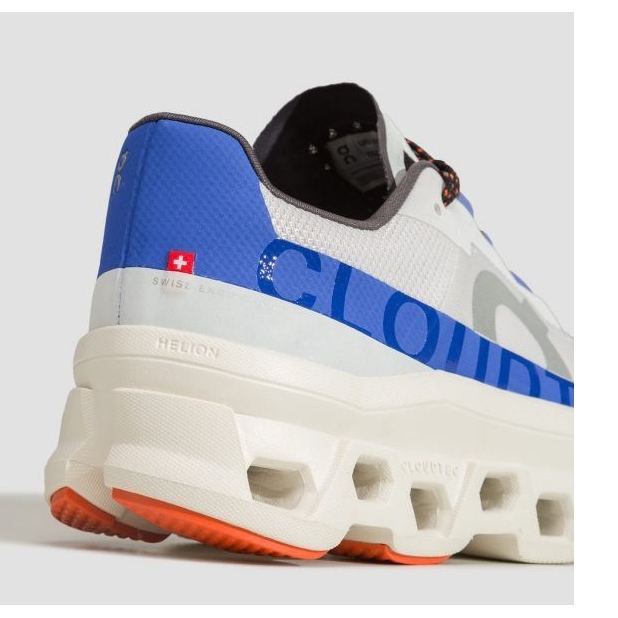 On Running Running Cloudmonster M 6198653 kengissä valkoinen 1