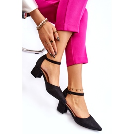PG1 Muodikkaat kiiltävät matalakorkoiset pumput, musta Leilany 4