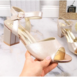 Vinceza 20157 kultaiset naisten sandaalit pylväässä kultainen 1