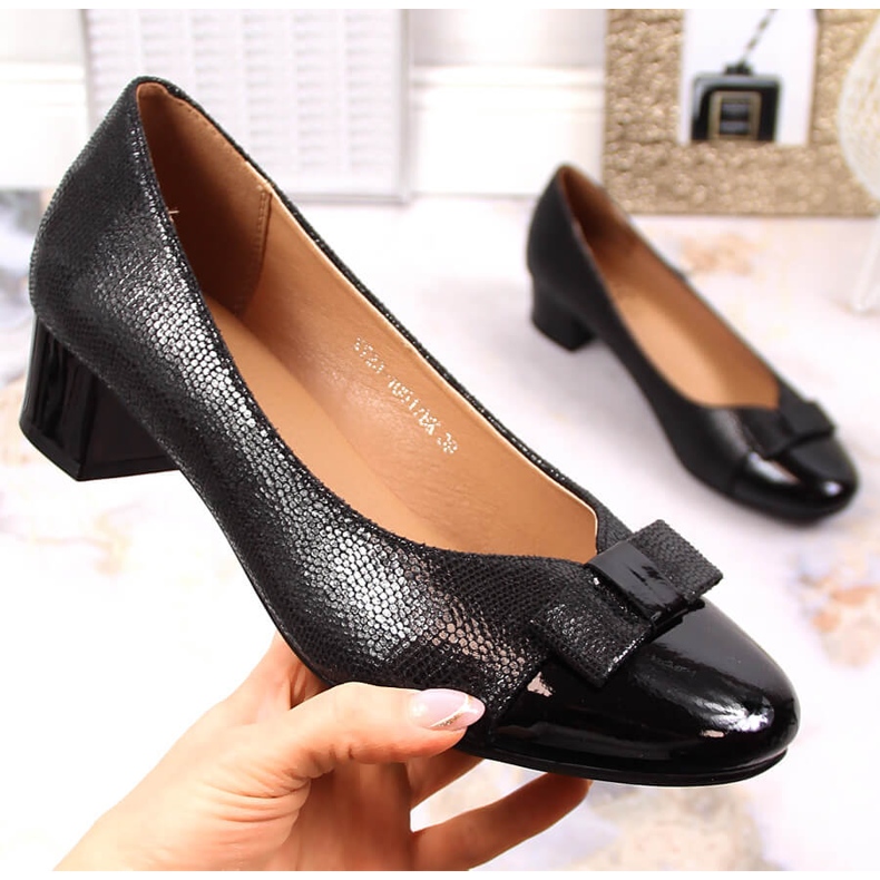 Naisten mustat korkokengät Vinceza 10517 1