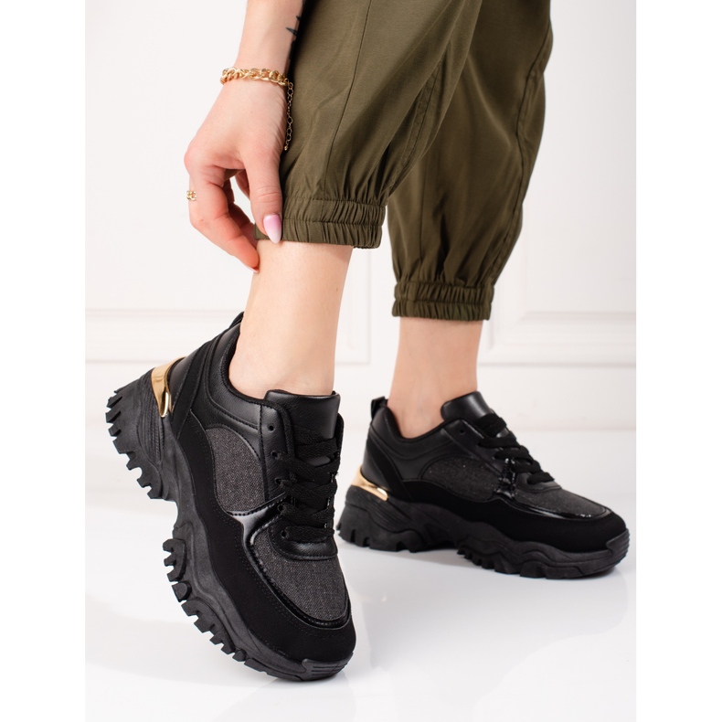 Mustat naisten tennarit Shelovet-alustalla 1