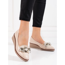 W. Potocki Potocki naisten pumput beigeillä kiiloilla 1