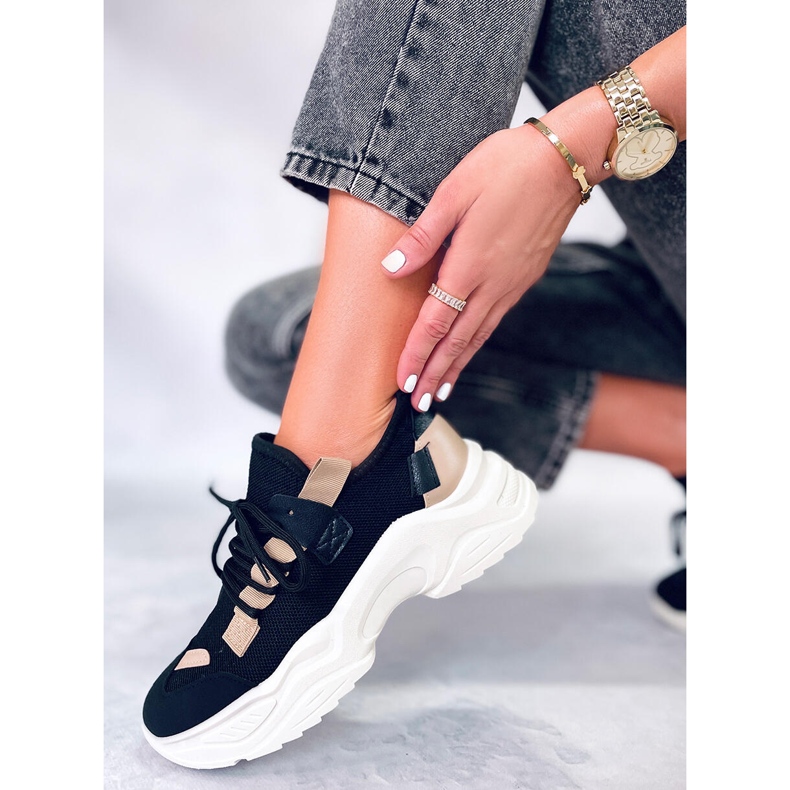 PA1 Naisten Tosca Black lenkkarit musta 1