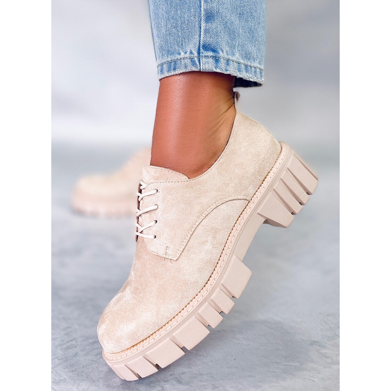 BM Amparo Beigen mokkanahkaiset housut 1